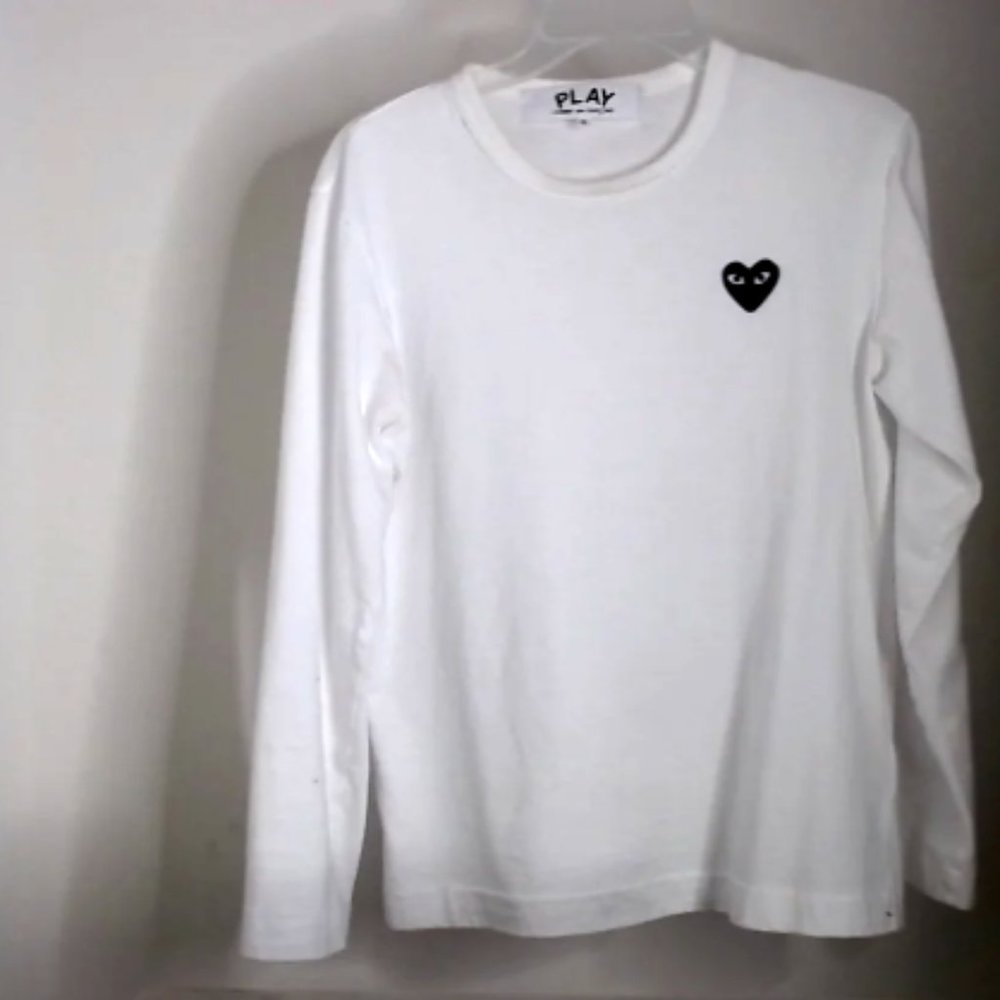 CDG Play Embroidered Black Heart Long Sleeve T-Shirt Small